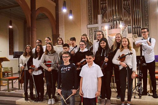 Die jungen Musiker begeistern die Zuhörer in der evangelischen Stadtkirche mit ihrem Können. Foto: Anton Foto: Schwarzwälder Bote