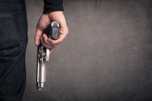 Ein Unbekannter hat in Rottweil mit einer Schreckschusswaffe geschossen. (Symbolfoto) Foto: pio3/ Shutterstock