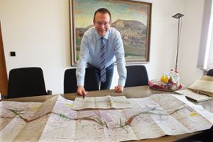 Albstadts Baubürgermeister Udo Hollauer gibt die Hoffnung auf eine baldige Eröffnung des Planfeststellungsverfahrens für die Lautlinger Ortsumgehung nicht auf. Foto: Kistner