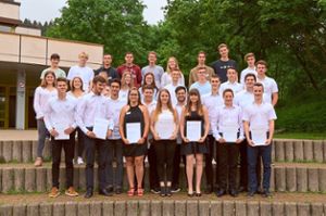 Die Schüler der Schüler Ingenieur Akademie mit ihren Zertifikaten  Foto: Rolf-Benz-Schule Foto: Schwarzwälder Bote