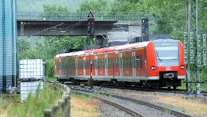 Ab Montag, 15. Februar, ändern sich die Fahrzeiten in den Spätstunden bei Regionalzügen auf der Gäubahn. (Symbolfoto) Foto: Hopp