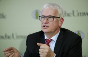 Jürgen Resch setzt Umwelt- und Klimaschutz vor Gericht durch. Foto: imago//Reiner Zensen
