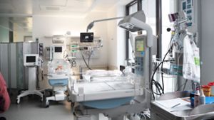 Kinderklinik in Balingen eröffnet: Deswegen lobt Gesundheitsminister Manfred Lucha den Zollernalbkreis
