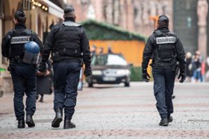 In Straßburg hat ein Attentäter am Dienstag drei Menschen getötet und mehrere Personen schwer verletzt. Der mutmaßliche Terrorist wurde am Donnerstagabend von Polizisten erschossen. Zum Liveblog Foto: dpa