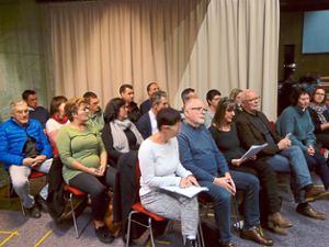 Etwa 20 portugiesische Zuhörer verfolgten die jüngste Gemeinderatssitzung in Bad Liebenzell. Foto: Eitel Foto: Schwarzwälder Bote