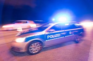 Schreckliche Tat in Binsdorf: Dort hat ein Sohn seine betagte Mutter mit einem Messer angegriffen und lebensgefährlich verletzt. Foto: dpa