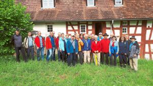 Am Deutschen Mühlentag unterwegs: Mitglieder des Brittheimer Wandervereins. Foto: Verein Foto: Schwarzwälder Bote