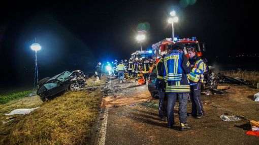 Bei einem Unfall nahe Ergenzingen sind zwei junge Menschen ums Leben gekommen.  Foto: SDMG / Dettenmeyer