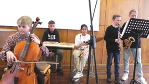 Musik trifft (K)uns(t) in Haigerloch: Zum Abschluss singen die Lehrer