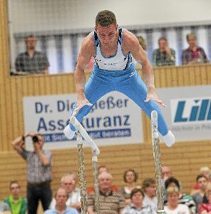 Andreas Bretschneider – hier am Barren – erwischte in Halle einen absoluten Glanztag. Foto: Rubner