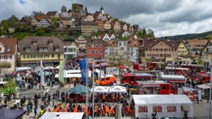 Blaulichttag in Altensteig: Mehr als 30 Einsatzfahrzeuge säumen den Marktplatz