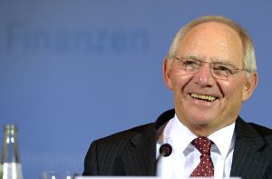 Wolfgang Schäuble gibt die Ergebnisse der Steuerschätzung bekannt. Foto: dpa