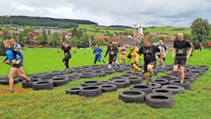 Hindernislauf in Riedböhringen: Bähringer Wildsaue  wollen für ihren Sport begeistern