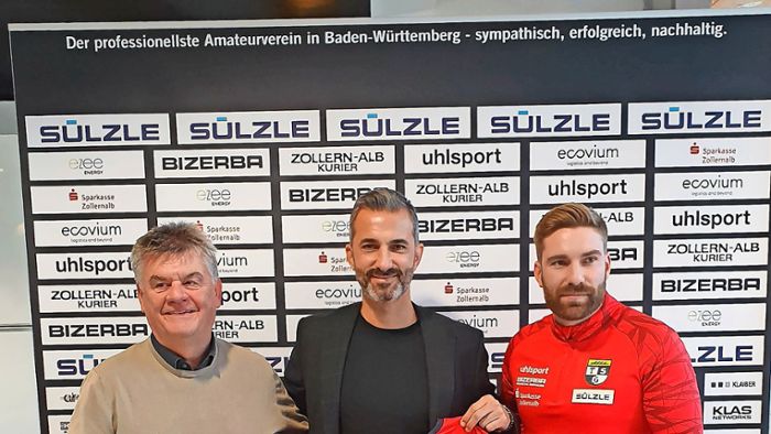 Murat Isik (Mitte) ist der neue Trainer der TSG Balingen.