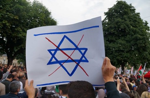 In Stuttgart war es Mitte Juli bei einer Demo gegen die Gewalt im Nahen Osten zu Ausschreitungen gekommen. Foto: FRIEBE|PR