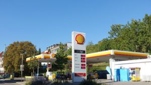 Vermummter überfällt Shell-Tankstelle in Albstadt  