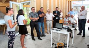 Die Präsentation des Projekts Hausbau bei der Grund- und Werkrealschule in Aichhalden begeistert.  Foto: Veranstalter Foto: Schwarzwälder Bote