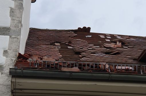 Das Dach wurde stark beschädigt. Foto: Seisser