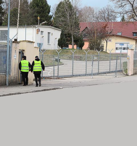 In der Asylbewerberunterkunft in der Friedhofstraße kam es in den vergangenen Wochen mehrmals zu Gewaltausbrüchen gegen Sicherheitskräfte und Polizeibeamte. Foto: Simon