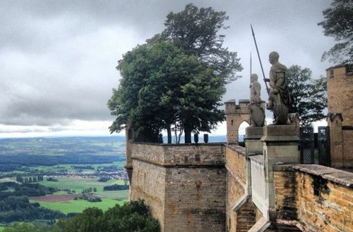 Die Burg Hohenzollern ist ein Wahrzeichen der Schwäbischen Alb. Foto: Henrik Lerch