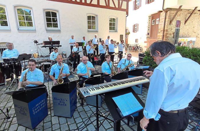 Jazz in Nagold: Blacky’s Big Band sorgt für gute Sommerlaune