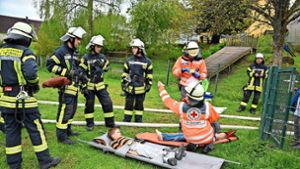 Hauptprobe in Peterzell: Feuerwehr  meistert  Übung am Kindergarten