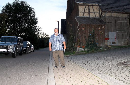 Der Gündringer Dieter Rubak setzte sich erfolgreich gegen die Stadt wegen erhobener Erschließungsbeiträge zur Wehr.   Foto: Bernklau