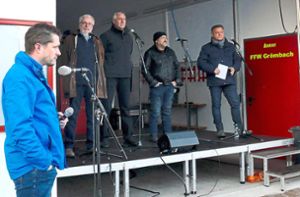 Moderator Bernd Kallfass (von links) mit den Kandidaten Gunter Albert, Wolfgang Löser, Kurt Günthner und Jörg Kopp. Foto: Günther