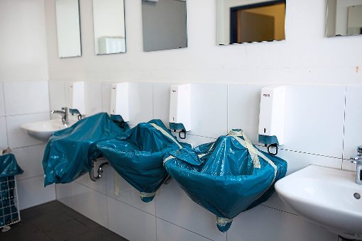Außer Betrieb: die Waschbecken in der volksbankmesse. Foto: Schwarzwälder-Bote