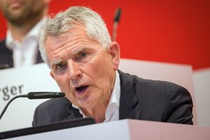 Verkündete seinen Rücktritt: VfB-Präsident Wolfgang Dietrich. Foto: dpa