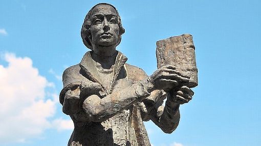 Argula von Grumbach in Bayern war eine Streiterin für die Reformation. Im bayerischen Beratzhausen gibt es ein Standbild von ihr.  Foto: Pfeilschifter Foto: Schwarzwälder-Bote