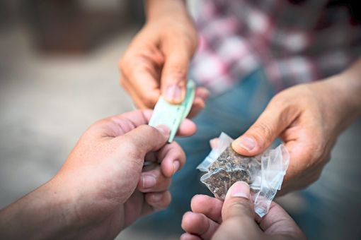Die Villinger Schlösslegasse wird zunehmend zum Drogen-Hotspot. Foto: Witthaya  – stock.adobe.com