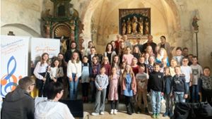 Jugendmusikschule Zollernalb konzertiert: Bunter Frühlingsstrauß in St. Peter und Paul