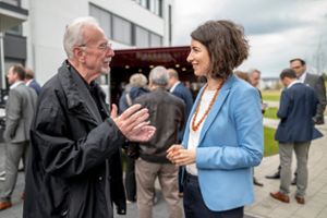 Oberbürgermeister-Kandidatin Dorothee Eisenlohr im Gespräch. Foto: Schwarzwälder Bote