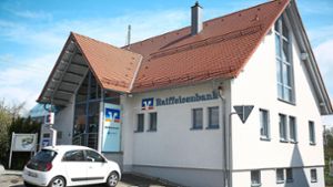 Raiffeisenbank stellt Filialen auf SB-Betrieb um