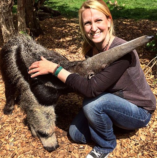 Lydia Möcklinghoff stellt Ameisenbären vor. Foto: Schwarzwälder Bote