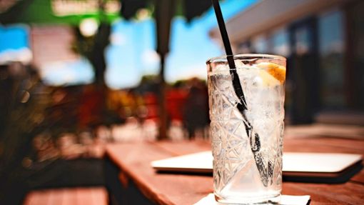 Wie lange darf man im Sommer seinen Cocktail genießen? Foto: Pixabay/Pexels