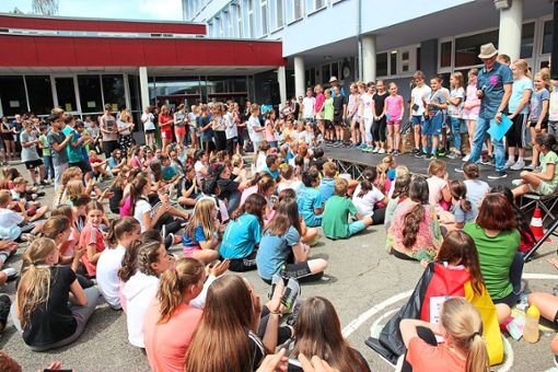 476 Läufer nahmen am Sponsorenlauf Run for Respect des Martin-Gerbert-Gymnasiums in Horb teil.  Foto: Feinler Foto: Schwarzwälder Bote
