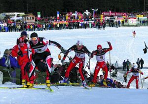 Seit mehr als 40 Jahren gastiert der Weltcup der Nordischen Kombination Anfang Januar in Schonach.  Foto: Dieter Reinhardt