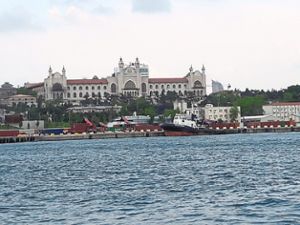 Die SRH Hochschule tauscht sich regelmäßig mit der Marmara Universität in Istanbul am Bosporus über diverse Lehrinhalte aus. Foto: Schöning Foto: Schwarzwälder Bote