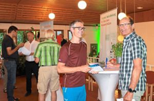 Viele Bürger waren in die Brandenkopfhalle in Fischerbach gekommen, um sich über den Breitband-Ausbau im Ort zu informieren. Foto: Störr