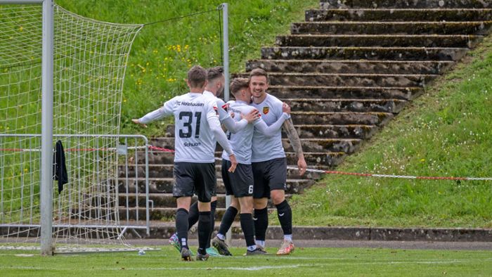 FC Holzhausen überzeugt im Heimspiel – News zu Lukas Foelsch