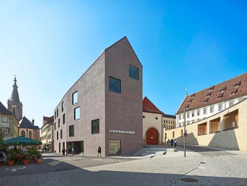 Das Gebäude der Rottenburger Stadtbibliothek ist für den Mies van der Rohe Award nominiert.  Foto: Roland Halbe, Stuttgart