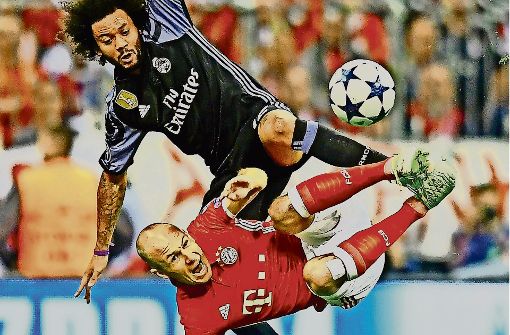 Gibt es ab 2018 nur noch im Pay-TV zu sehen: Hochklassige Duelle in der Champions League – wie zum Beispiel zwischen Real Madrid (Marcelo/ob.) und dem FC Bayern (Arjen Robben) Foto: Getty