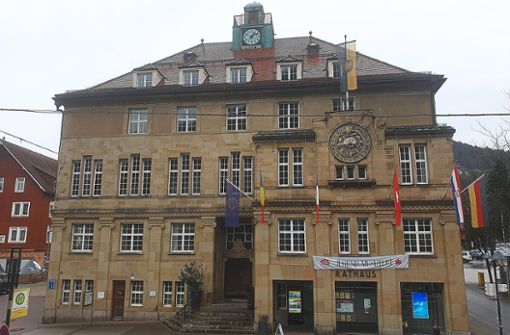 Aufruf aus dem Rathaus: Die Stadt Schramberg sucht noch immer nach Wohnungen für Geflüchtete. Foto: Riesterer