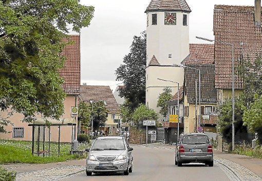 Die Ortsdurchfahrt und der Marktplatz in Jettingen sollen neu gestaltet werden.  Foto: Priestersbach Foto: Schwarzwälder-Bote