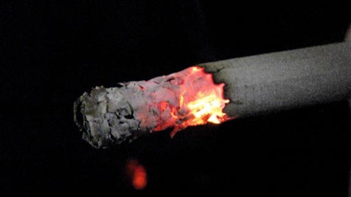 2. September: Zigarette ins Gesicht der Ex-Freundin gedrückt