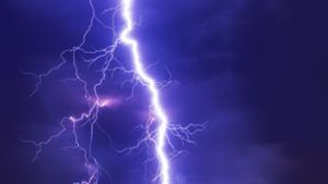 Gewitterfront kommt – Wetterdienst warnt vor Sturmböen und Hagel