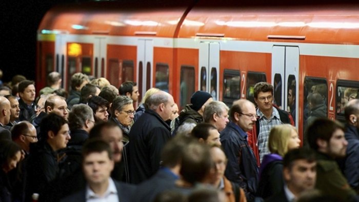 Immer mehr Fahrgäste nutzen Busse und Bahnen in Stuttgart