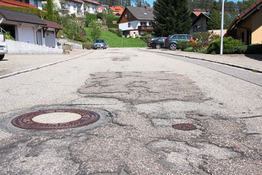 Die Konrad-Adenauer-Straße in Schonach wird saniert.  Foto: Börsig-Kienzler Foto: Schwarzwälder Bote